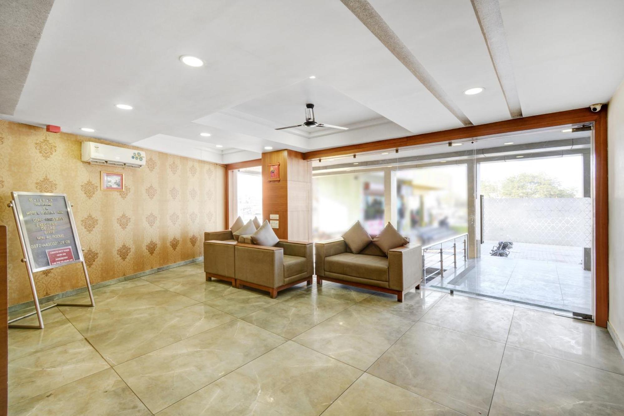 Hotel Desert Inn Tharad Esterno foto